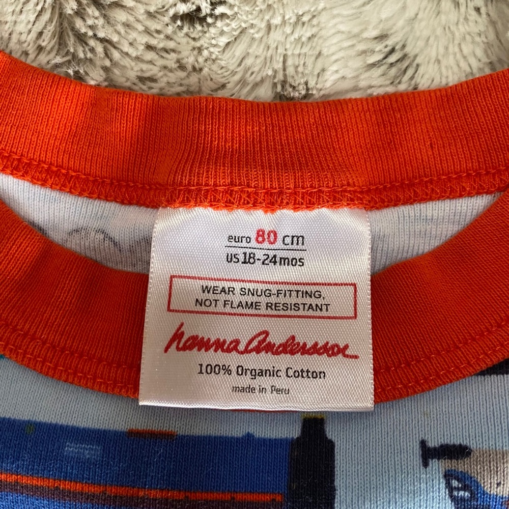 Hanna Andersson train pajamas size 80 or 18-24 mo - Picture 3 of 3